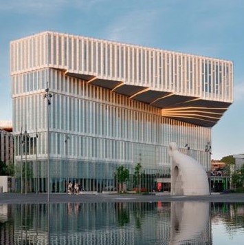 Библиотеку «Дайкман — Бьервика» из Осло в этом году назвали лучшей в мире