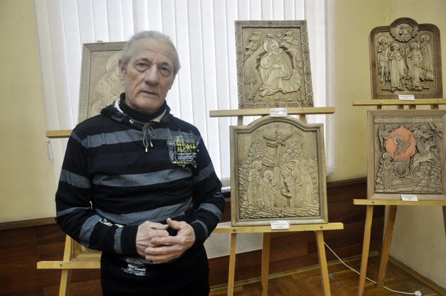 Выставка резных икон Владимира Куклина «Библейские истины»