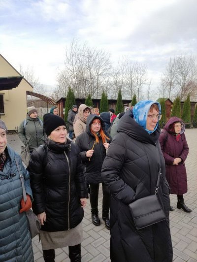 Духовное познание: сотрудники учреждения посетили Преображенский храм Гомеля