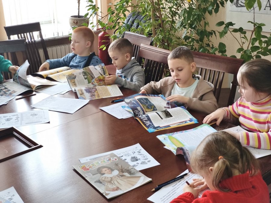 Почитаем-полистаем