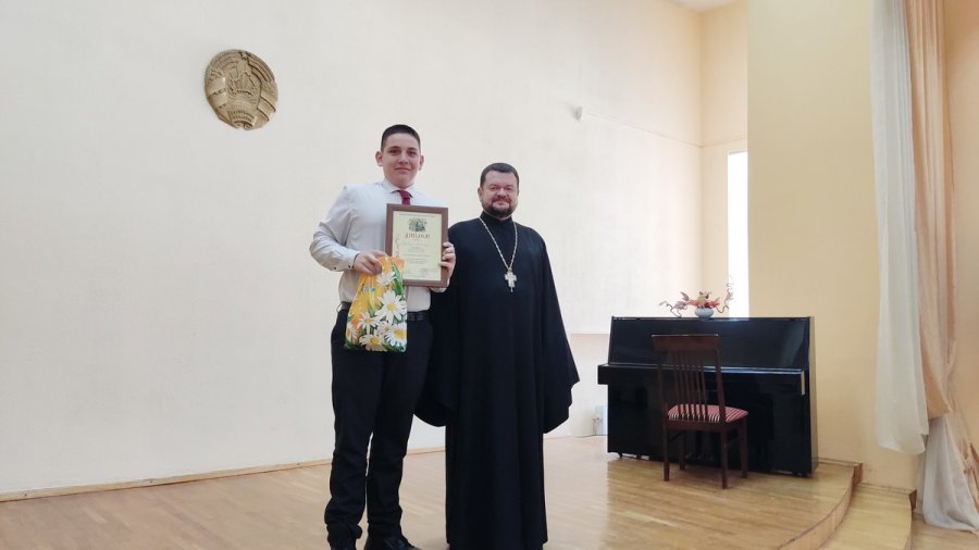 Слагая буквы – славим Творца