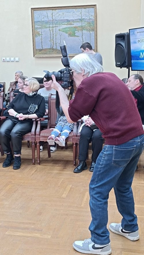 Выставка фотографий и живописи Олега Белоусова