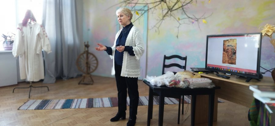 Старажытныя жаночыя галаўныя ўборы ў традыцыйным беларускім касцюме