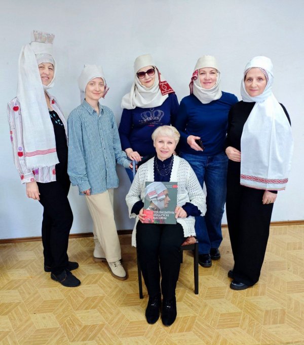 Старажытныя жаночыя галаўныя ўборы ў традыцыйным беларускім касцюме