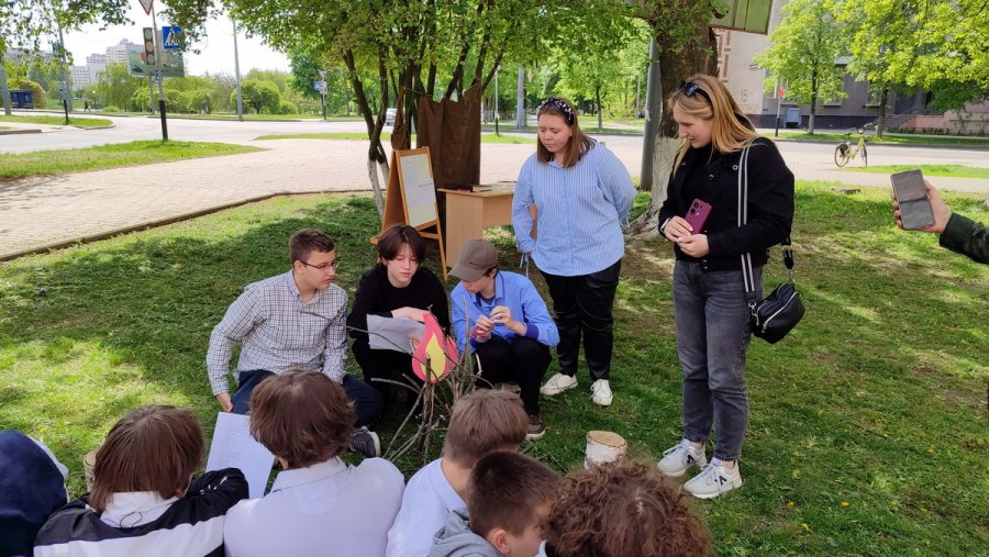 И слово благодарности скажу тебе, солдат