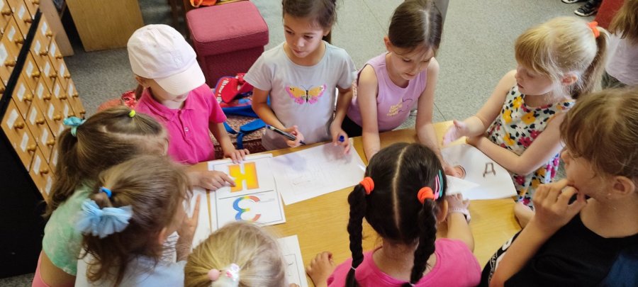 Знатоки дорожных знаков