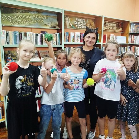 «Эти заМУРчательные кошки»