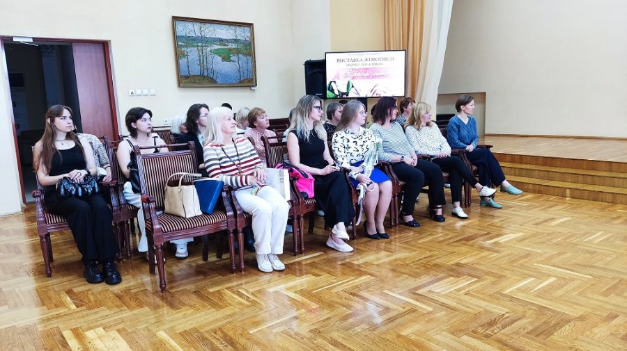 Выставка живописи «Краски лета»