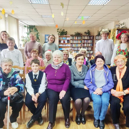 Поет душа, танцует осень