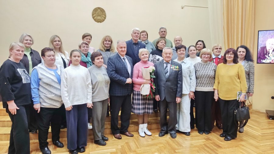 “Мядзел, кветка мядовая”