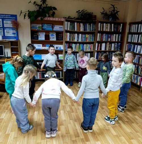 Красок яркий мир