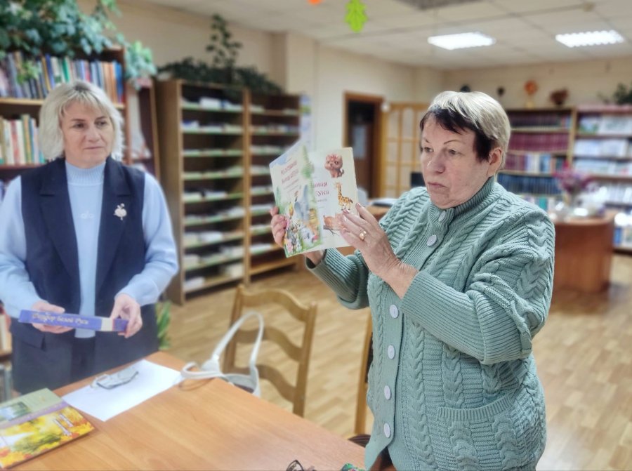 Кроплі золата восень губляе…