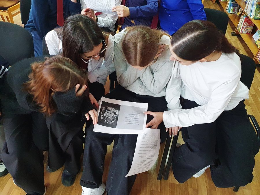 «Подростки в интернете: безопасность и риски».