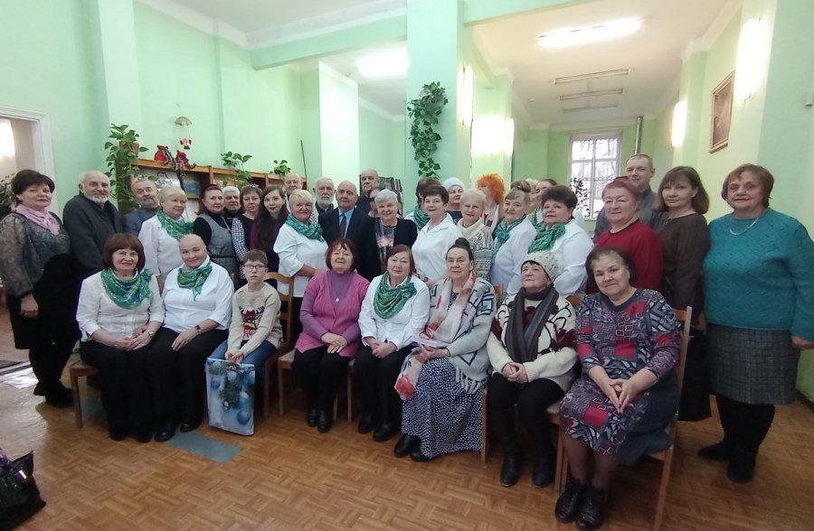 Сердце, прошу – не будь осторожным, сердце, стучи – гулко, тревожно