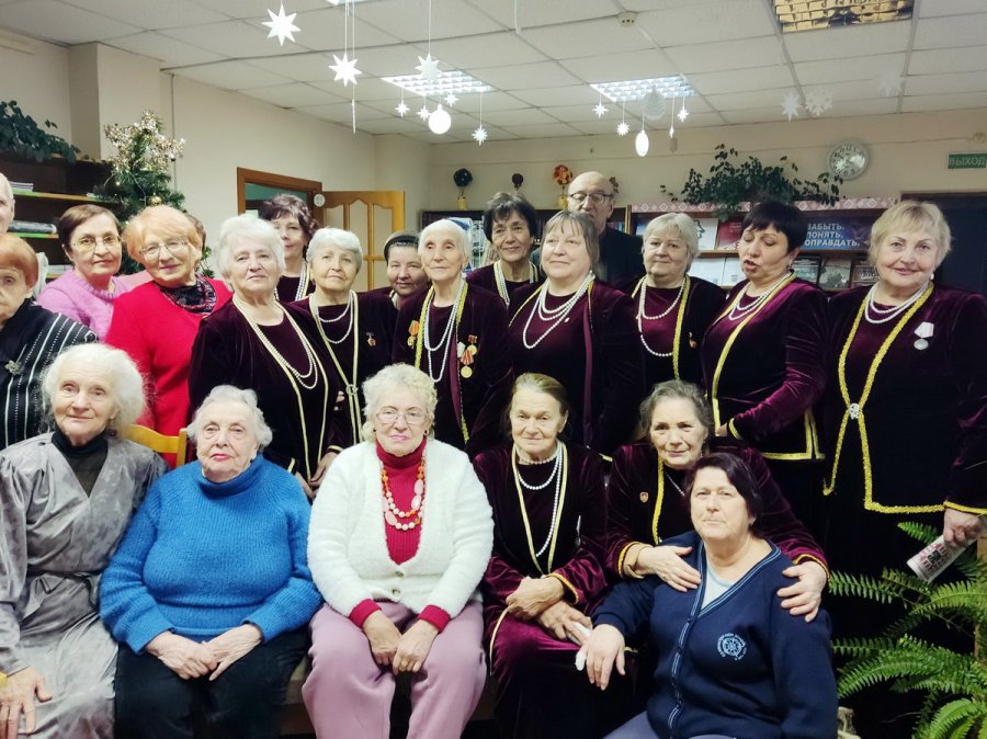 Весело, весело встретим Новый год!