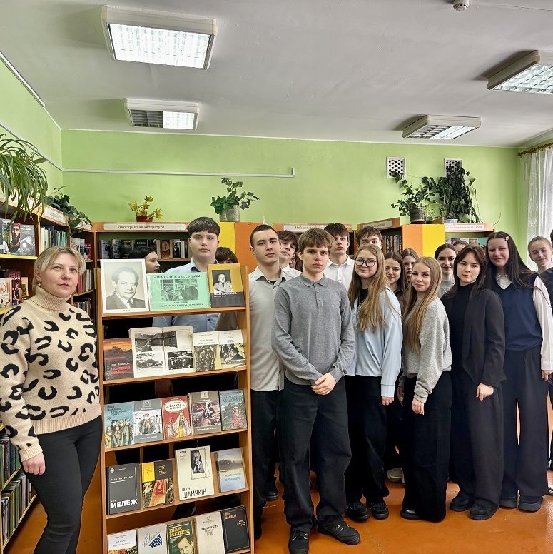 Летописцы эпохи: Иван Шамякин и Иван Мележ