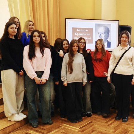 Кандрат Крапіва: ад маленства да сталасці