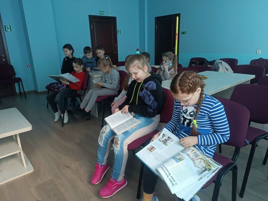 Как много книг хороших, добрых