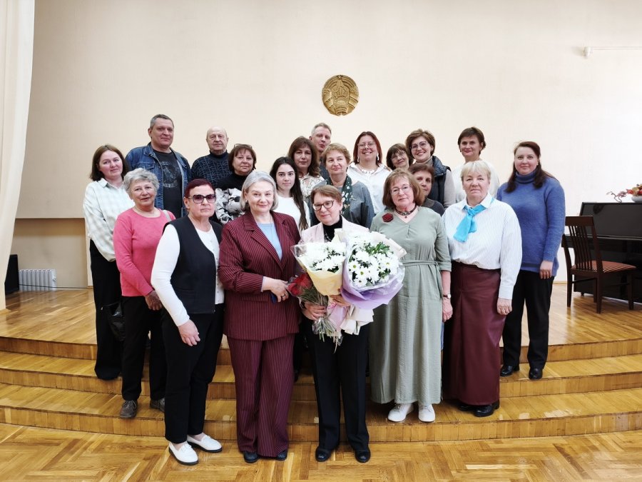 Презентация книги Татьяны Моисеевой «То ли дерево, то ли куст»