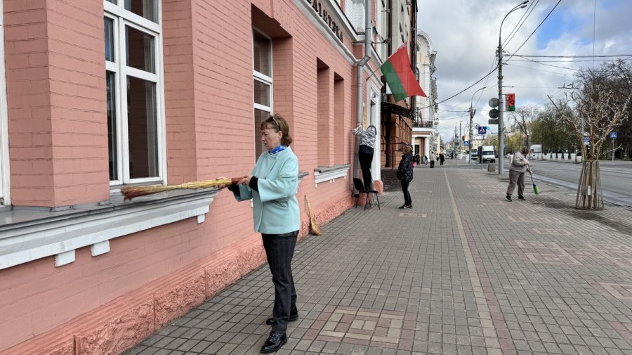 Участие в республиканском субботнике