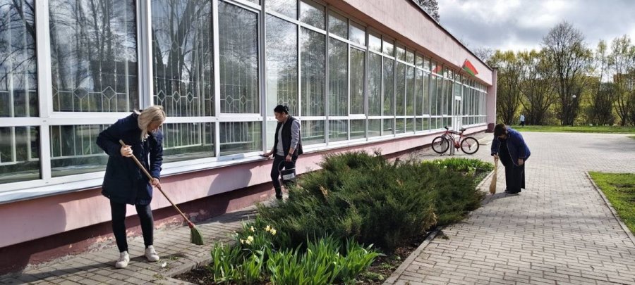 Участие в республиканском субботнике