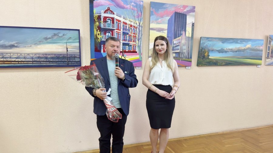 Выставка Ольги Копачёвой «Ритмы улиц»