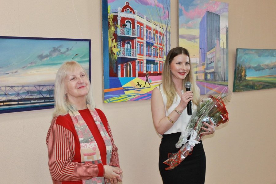 Выставка Ольги Копачёвой «Ритмы улиц»