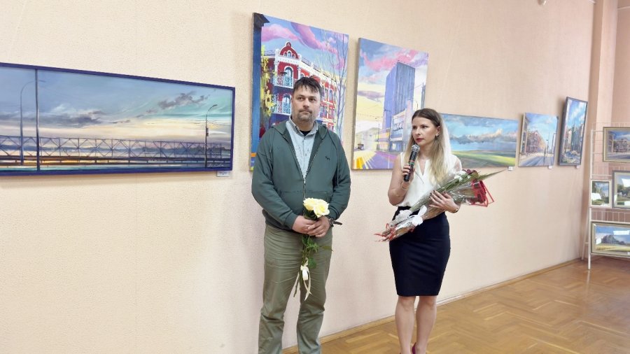 Выставка Ольги Копачёвой «Ритмы улиц»