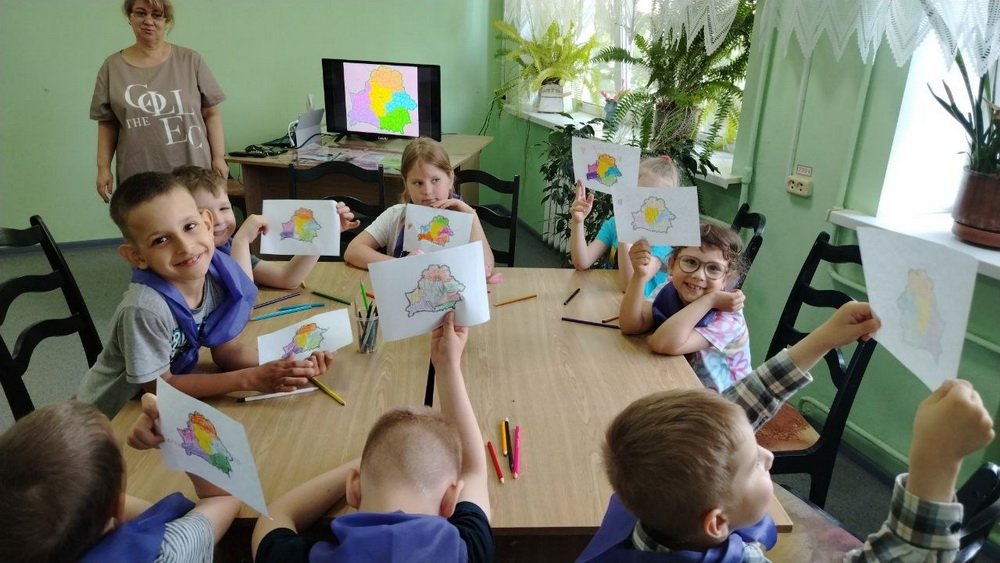 “Беларускія пісьменнікі – дзецям”
