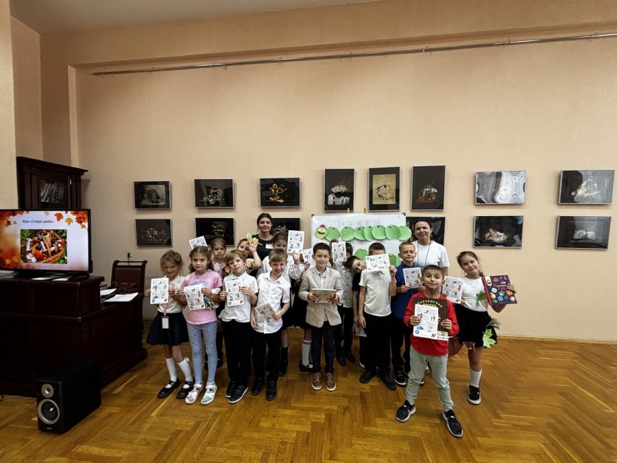 Осенних красок хоровод