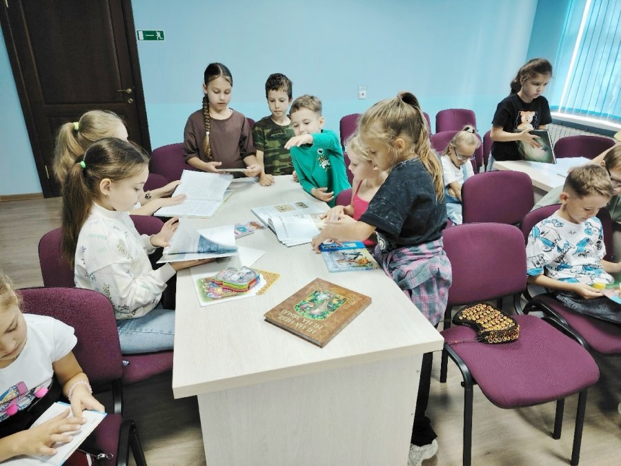 Подарок для любимой книжки