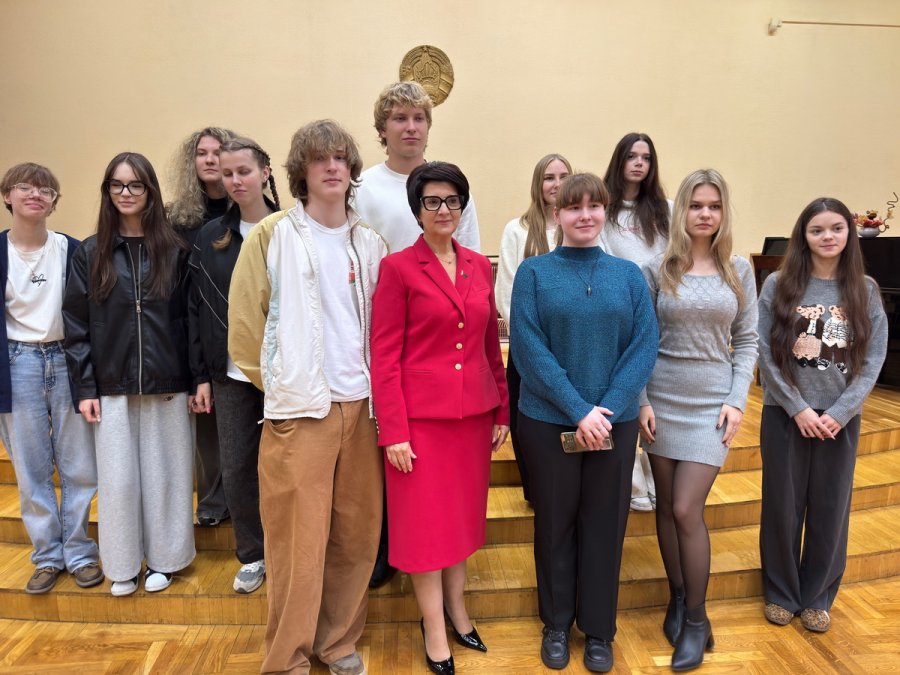 «Женщины города»: Елена Алексина